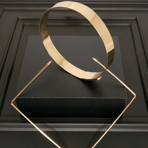 Jewelry - Set Of Gold Chokers